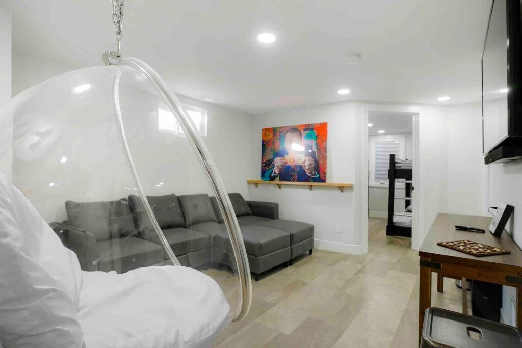 Вилла Sleeps 16 - 15 Min/Downtown, 10 Min/Medical Center Аврора Экстерьер фото