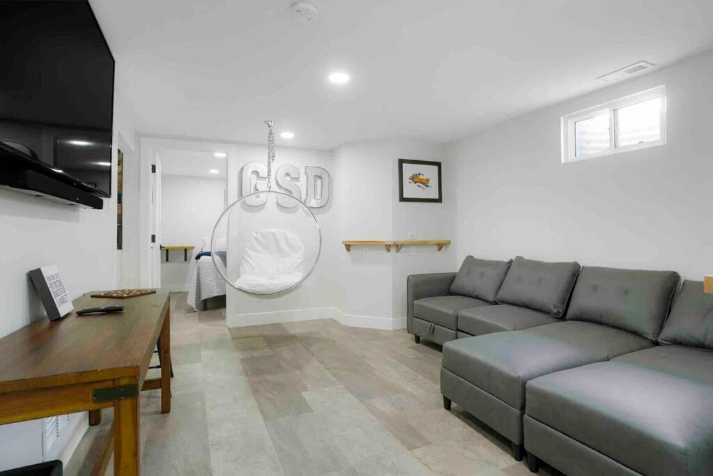 Вилла Sleeps 16 - 15 Min/Downtown, 10 Min/Medical Center Аврора Экстерьер фото